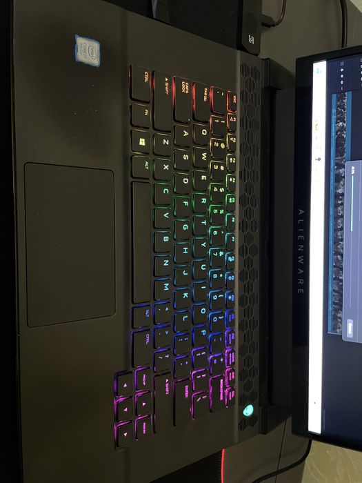 Ігровий ноутбук Dell Alienware RTX 2070 8gb max-q