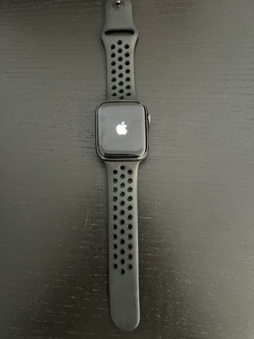 Apple watch se 44 mm