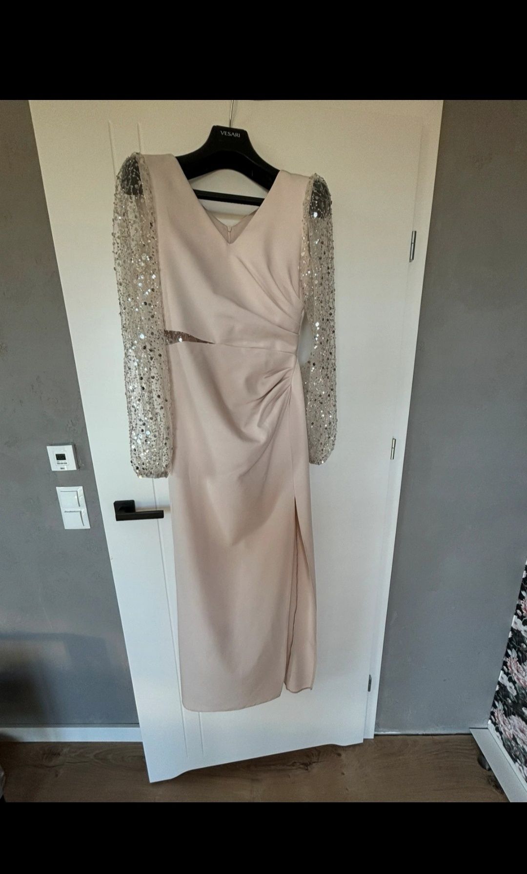 Elegancka sukienka