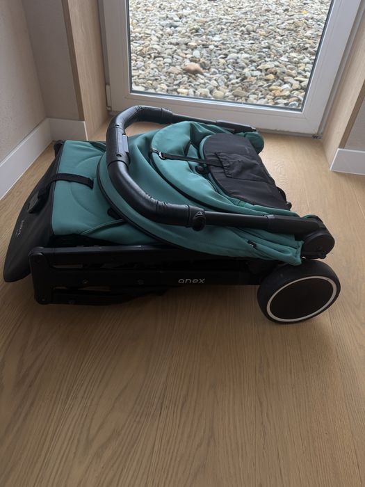 Прогулянкова коляска, anex air-x