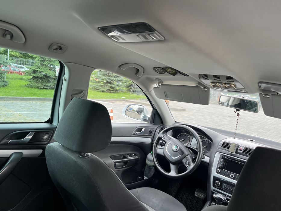 Продам власне аато Шкода Octavia A5