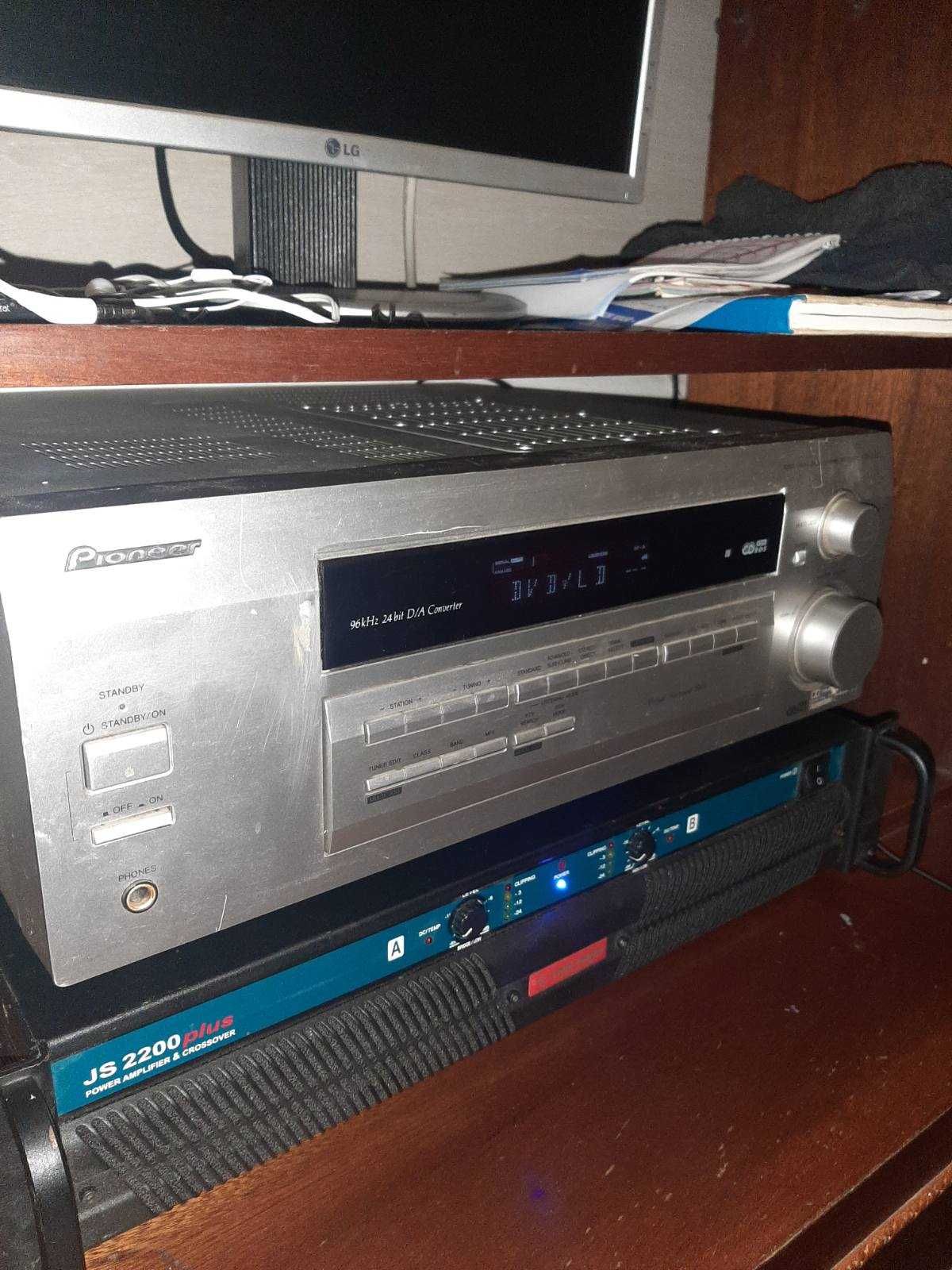 Продам ресивер Pioneer VSX-D512