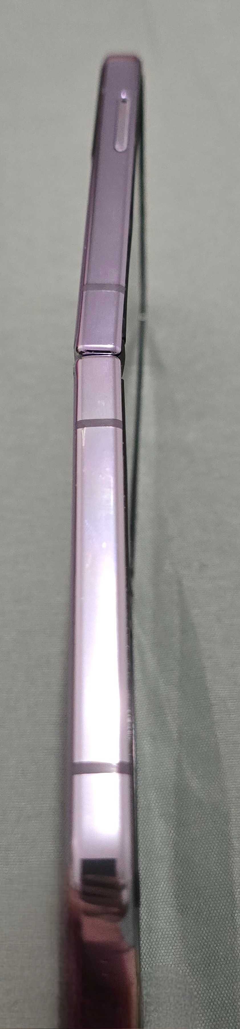 SAMSUNG Galaxy Z Flip4