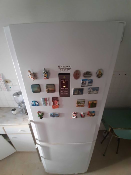 Frigorífico Ariston Hotpoint HA70BE 72X No Frost