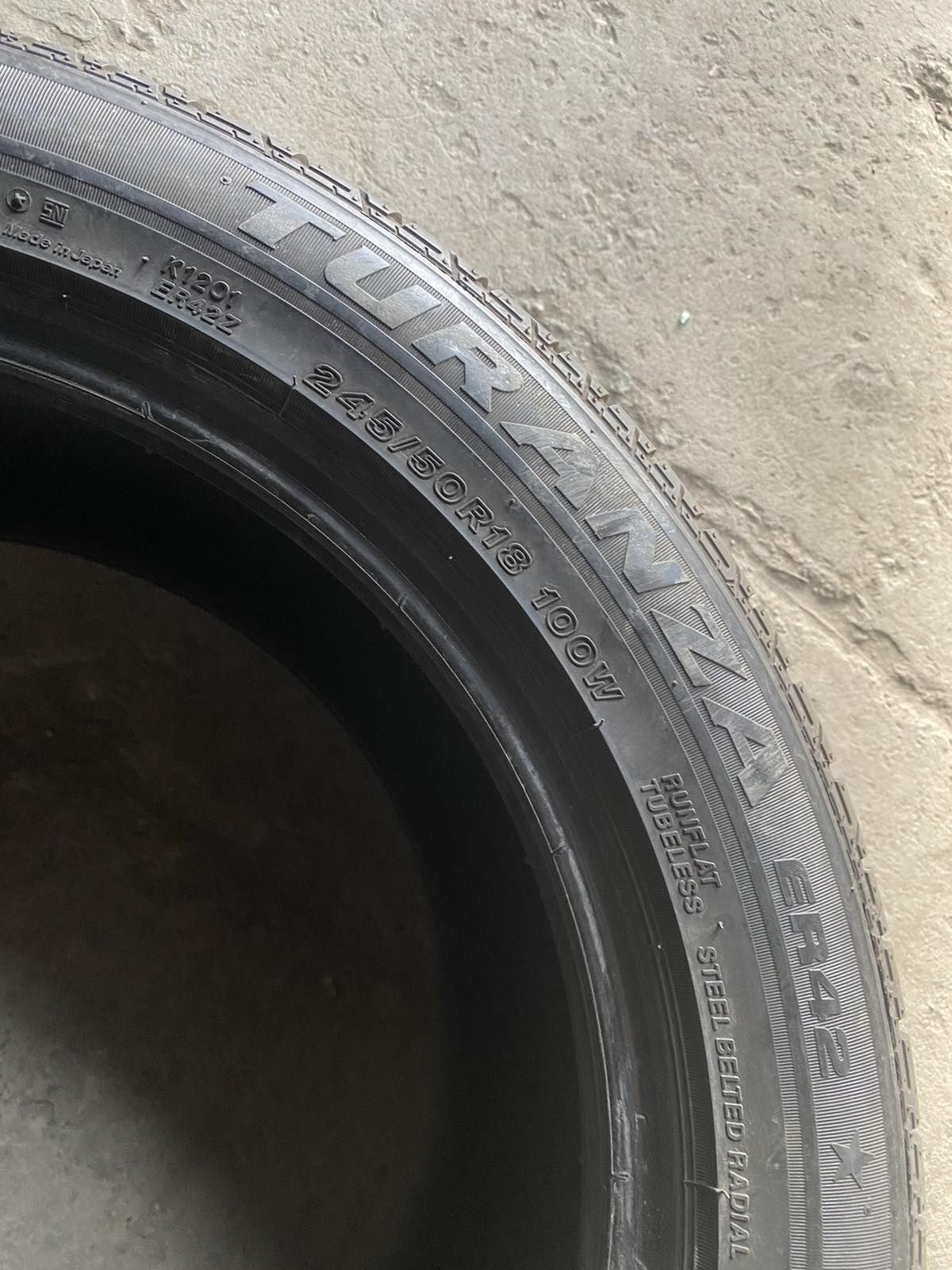 245.50.18 Bridgestone 4шт лето БУ склад шины резина из Европы 50 RFT