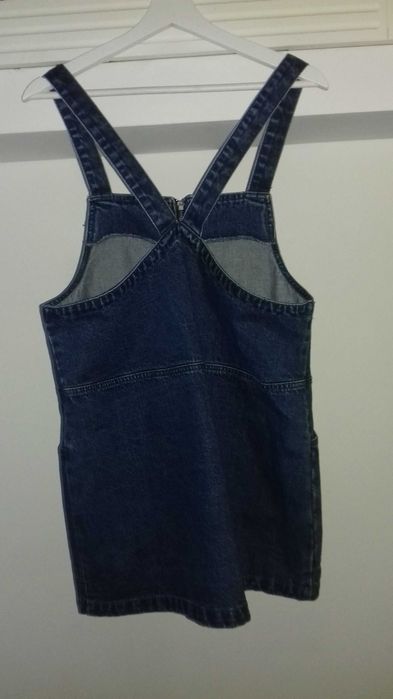 jeansowa spódnica na szelkach