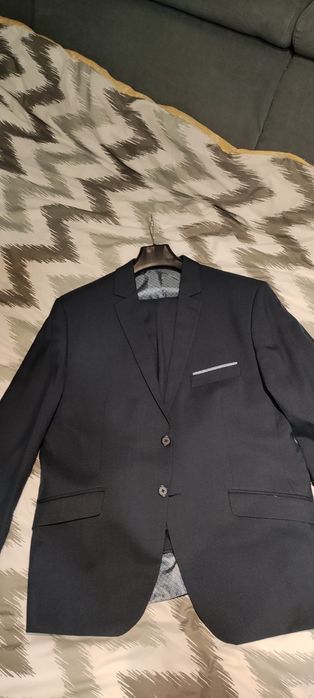 Garnitur męski ze spodniami