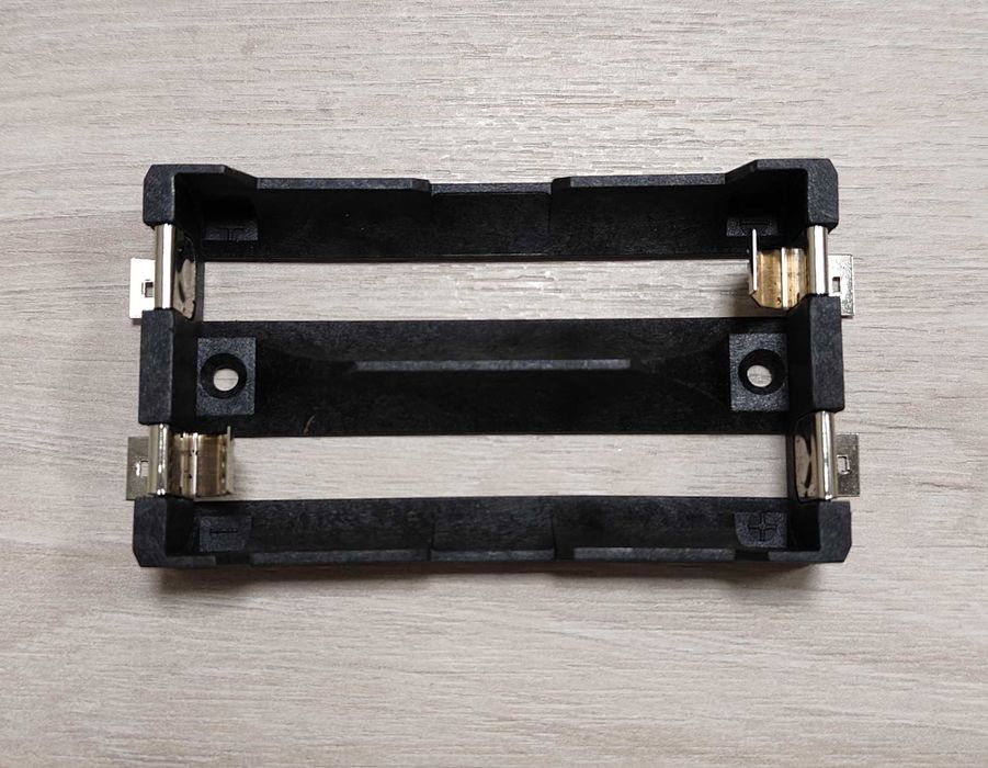 Контейнер для 21700