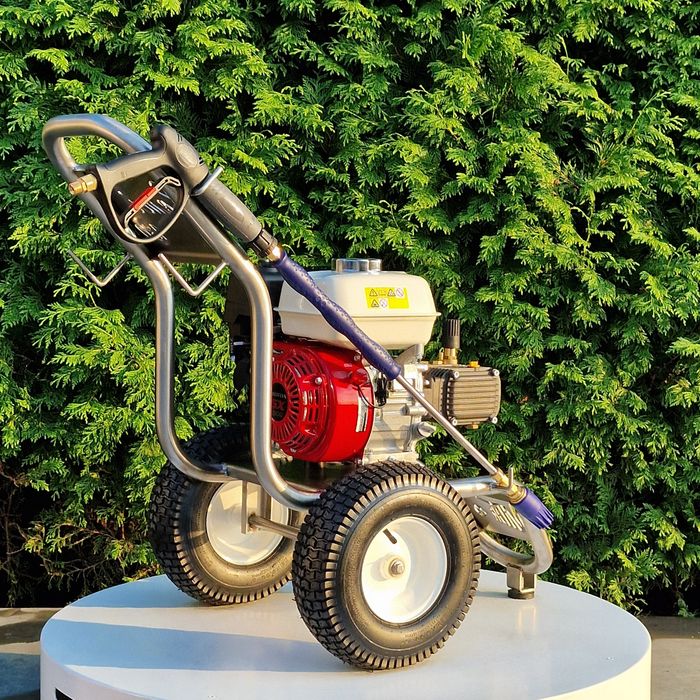 Myjka ciśnieniowa ROMI 180 SP silnik Honda
