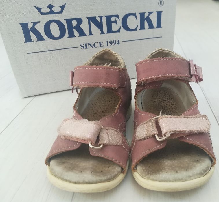 Sandałki Kornecki 21 cm, róż