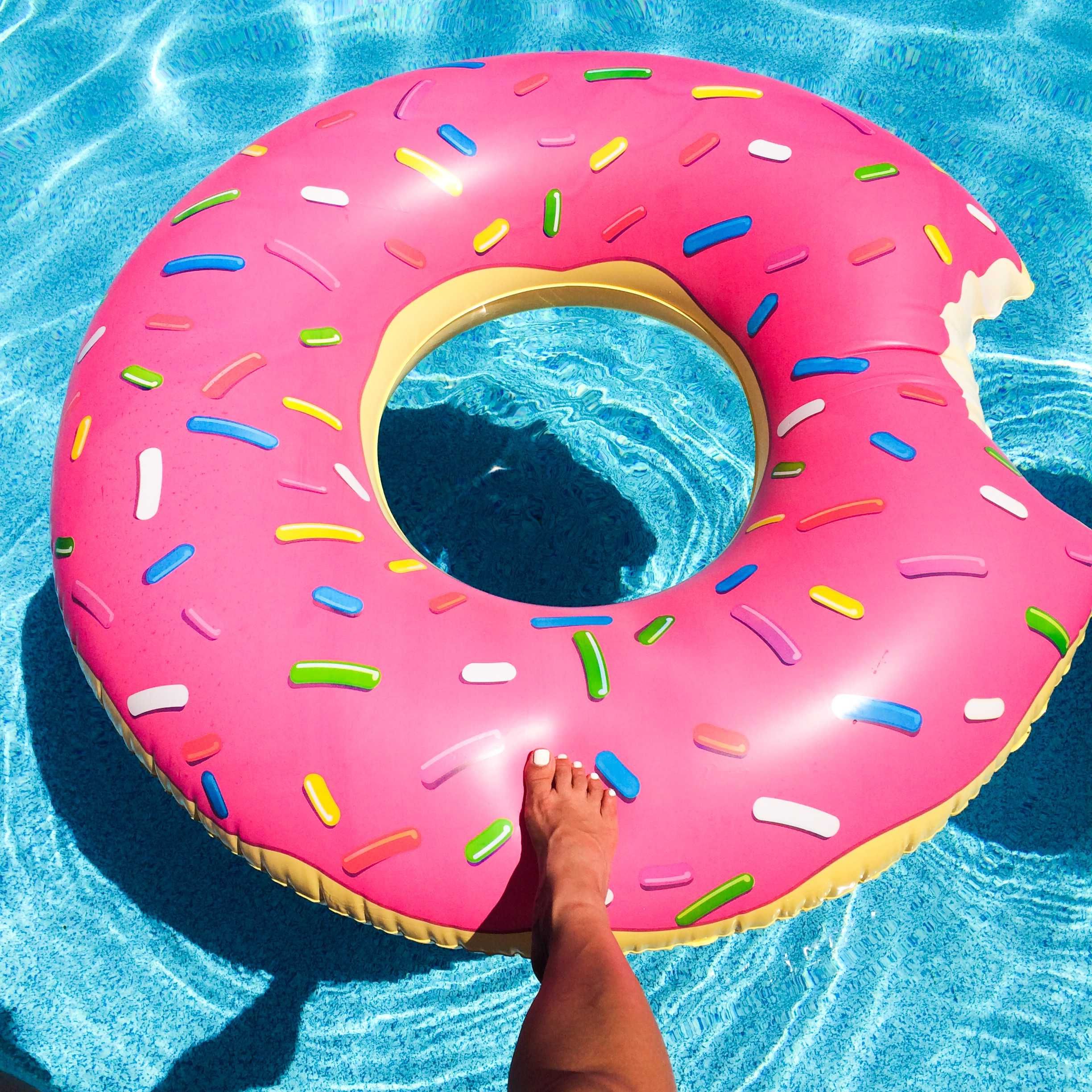 Boia insuflavel Donut melancia água piscina praia verão