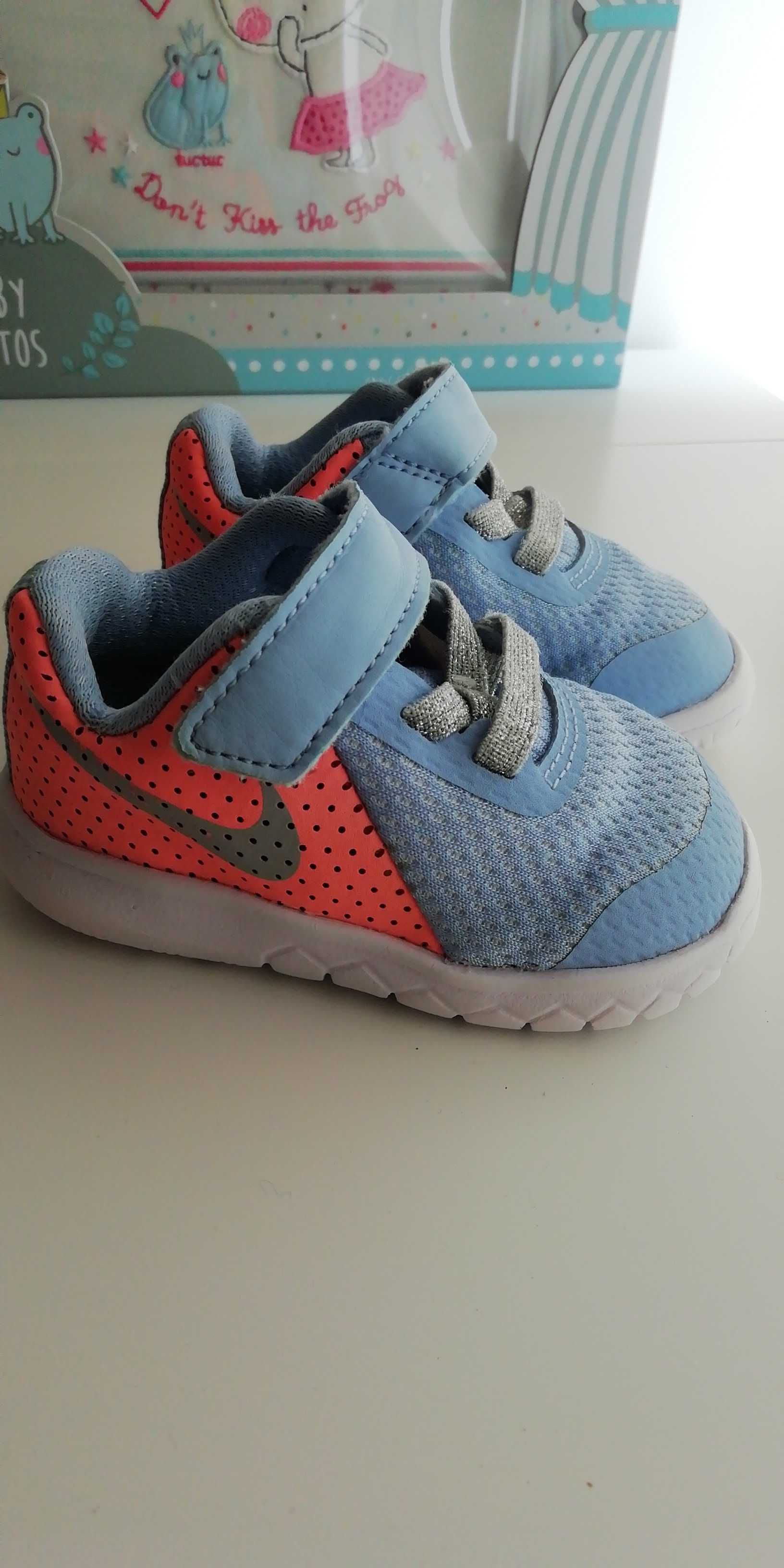 Sapatilhas Nike tamanho 18,5