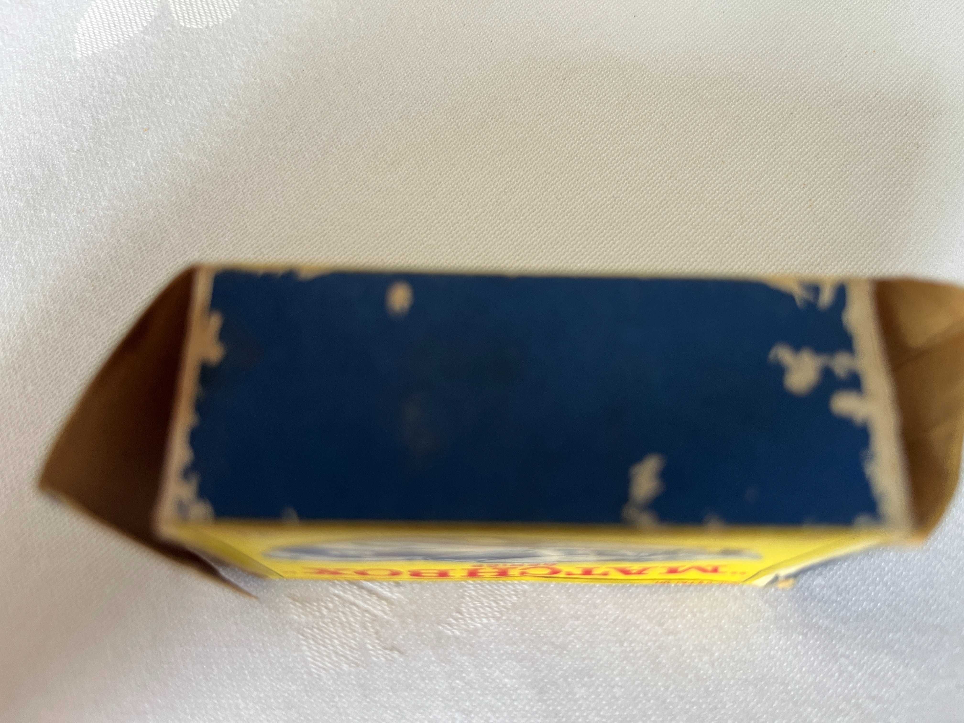 Caixa Vazia (empty box) de 41 Matchbox Lesney Ford GT 1ª Série/England