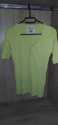 jaskrawa zielona bluzka