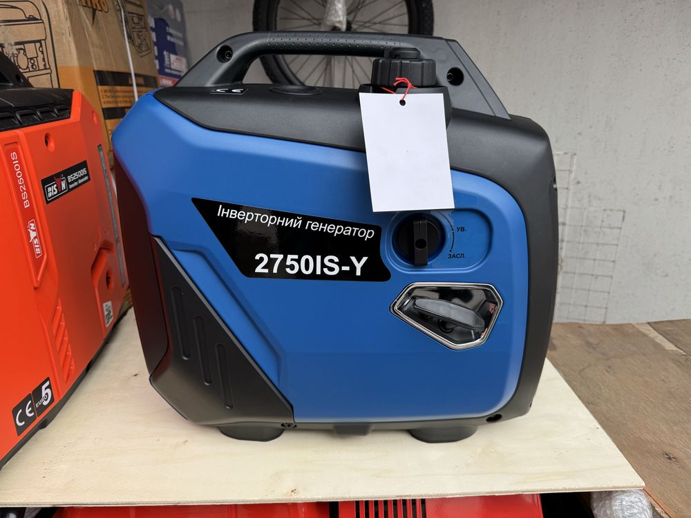 Інверторний генератор Titan 2750IS-Y