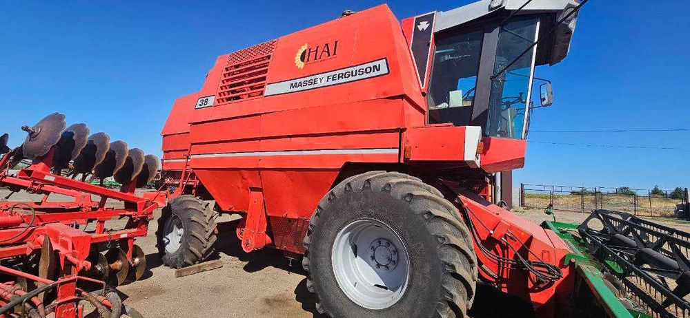 Massey Ferguson 38