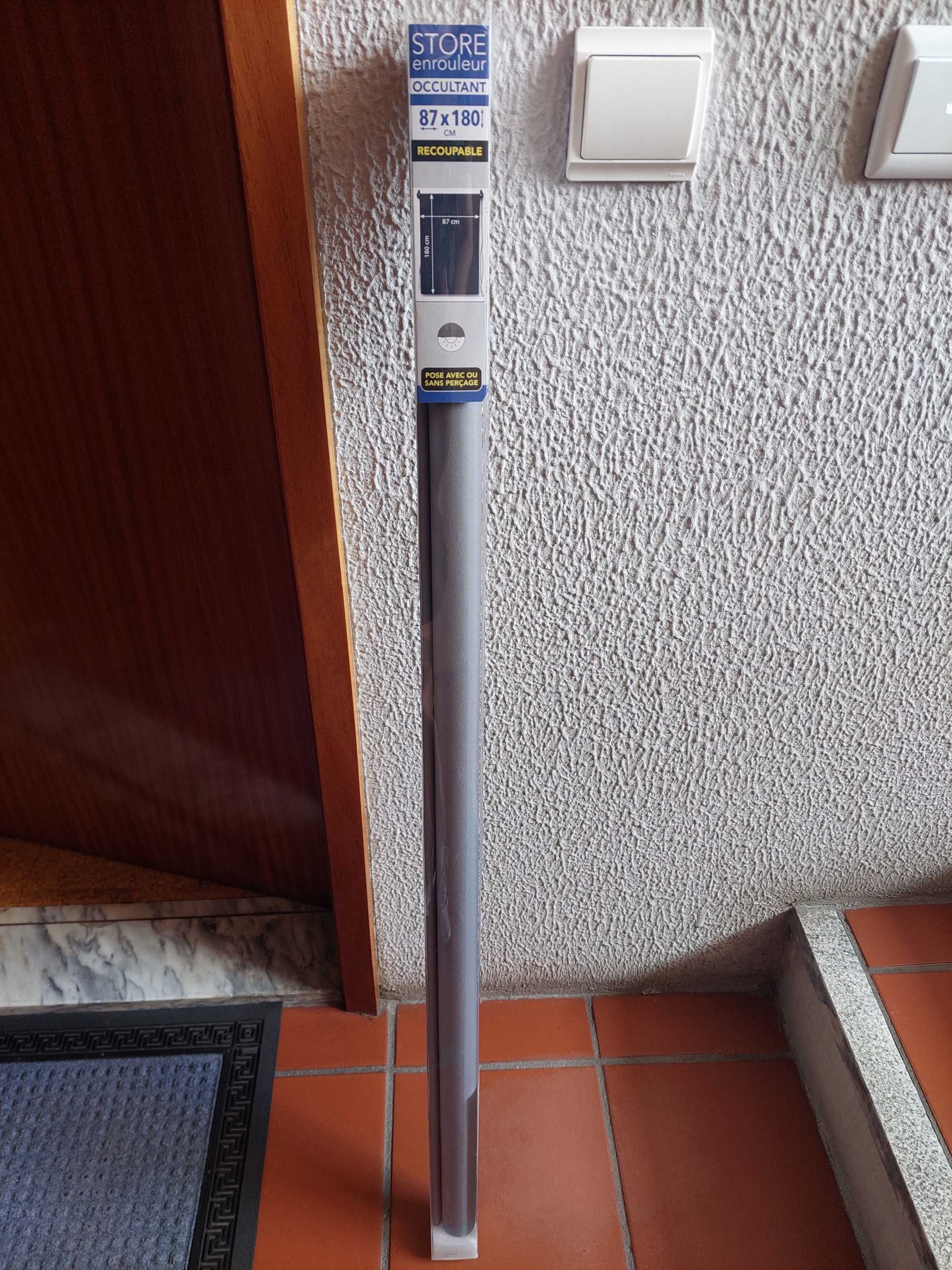 Estore cinza opaco