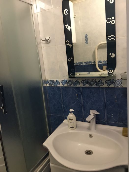 Продаю 1кквСоляные, Магелан 1эт 9эт кирпичного дома..  Хорошее житое с