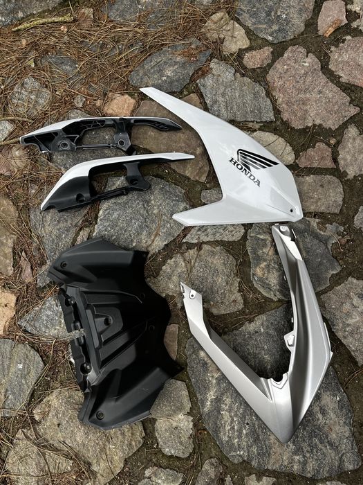 Honda NC 750 X po 21r Owiewka, wypełnienie, plastik, boczek, uchwyty,