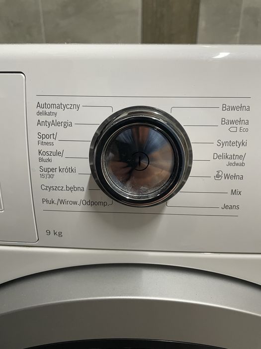 Pralka bosh, dozownik zalany i nie dziala.