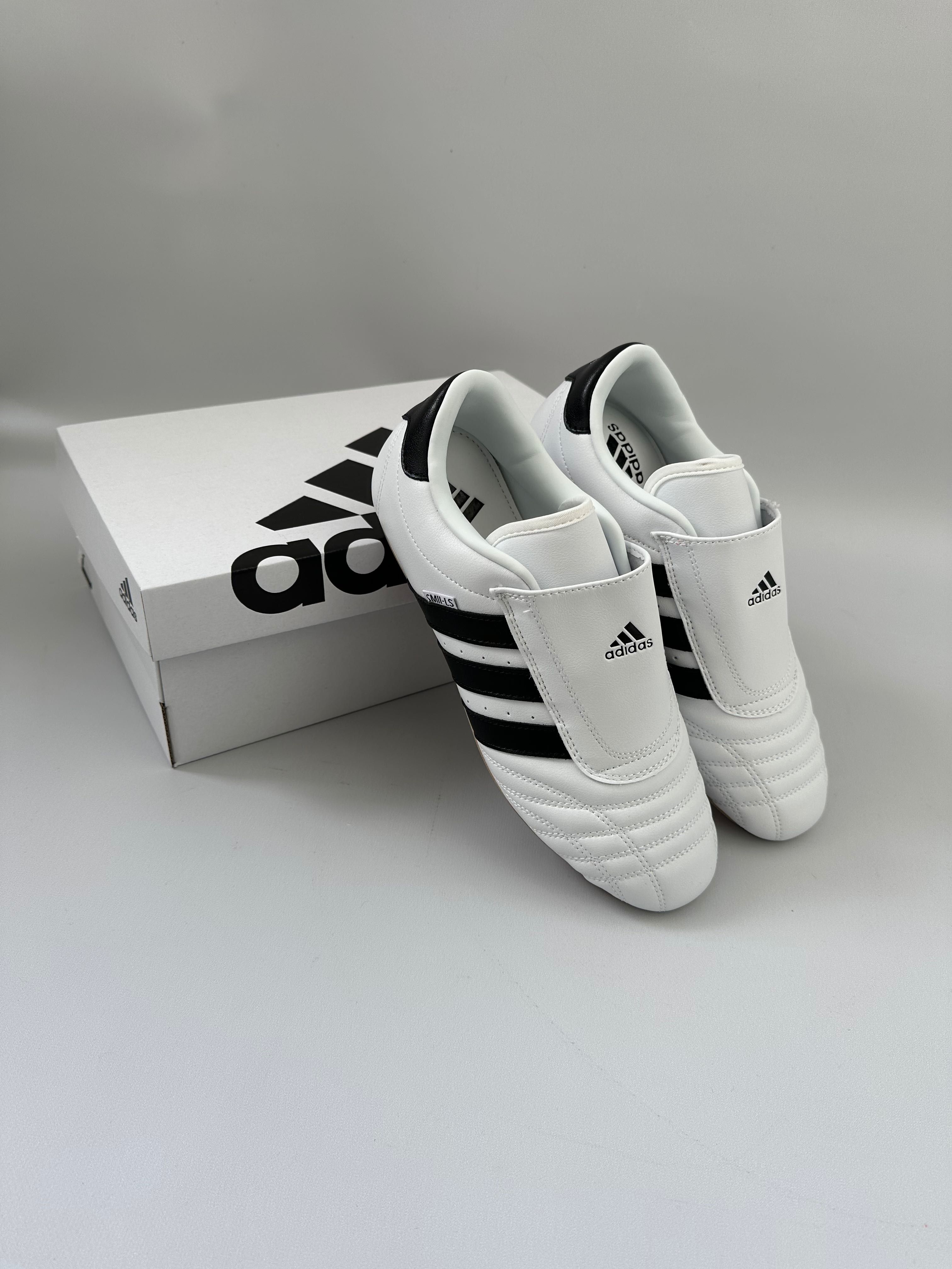 Бомбические кроссовки женские Adidas SMII-LS кеды адидас кросівки