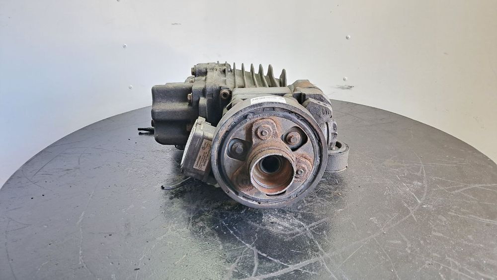 Редуктор задний Skoda Yeti Superb OCTAVIA 2.0 TDI 2012 0BR525010B