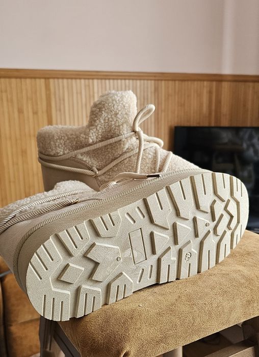 Зимові чоботи угі 40 розм