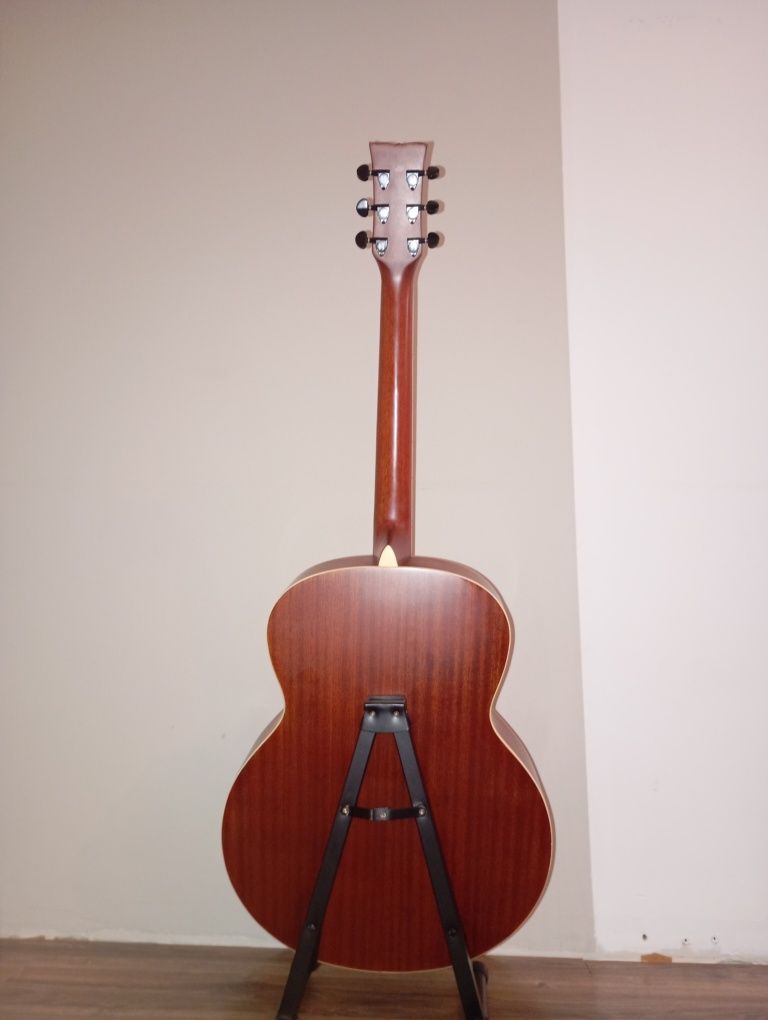 Gitara akustyczna