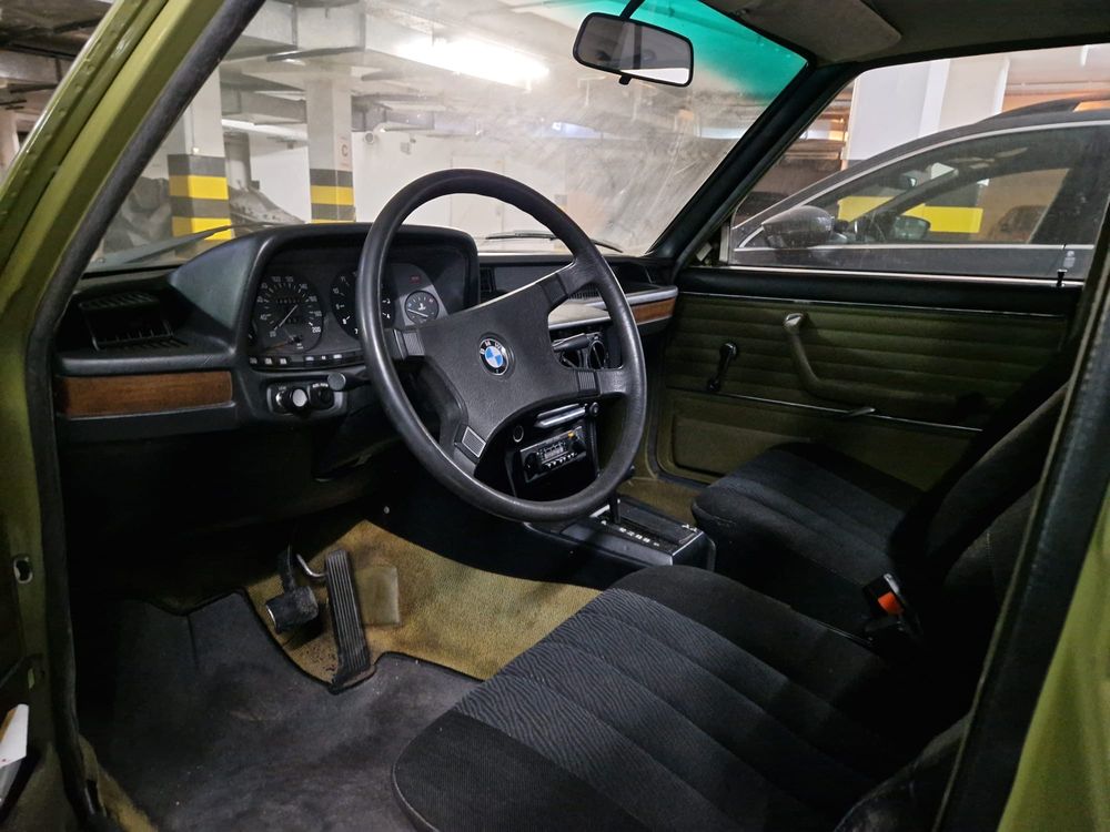 BMW E12 automat, zabytek