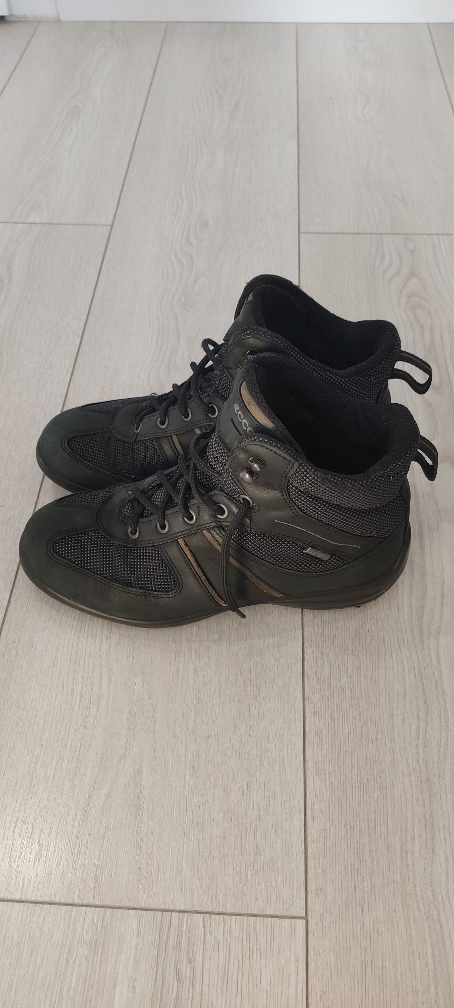 Buty z Gore-Tex Ecco r.36