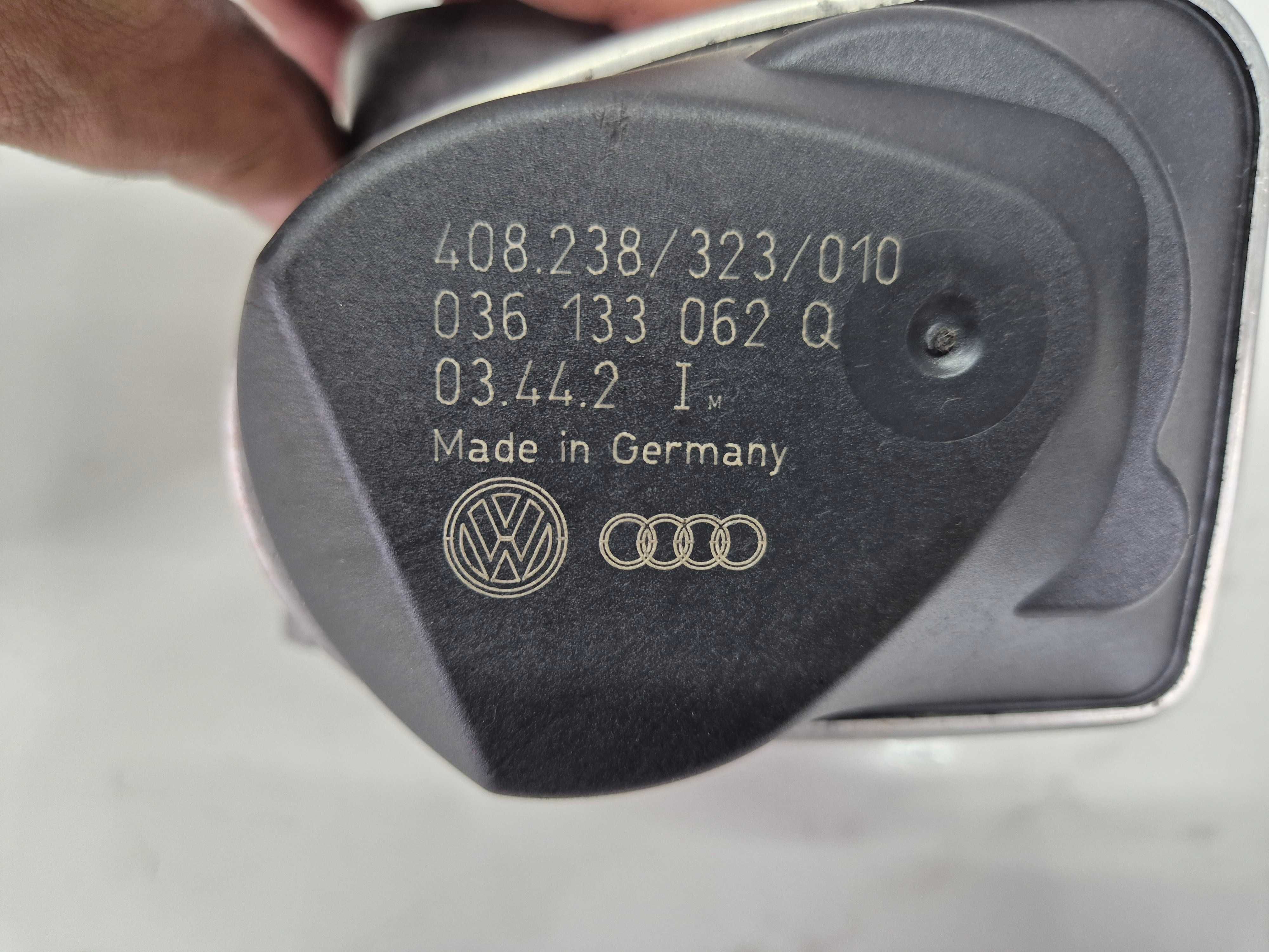 vw golf V touran audi a3 altea 1.6 fsi  przepustnica