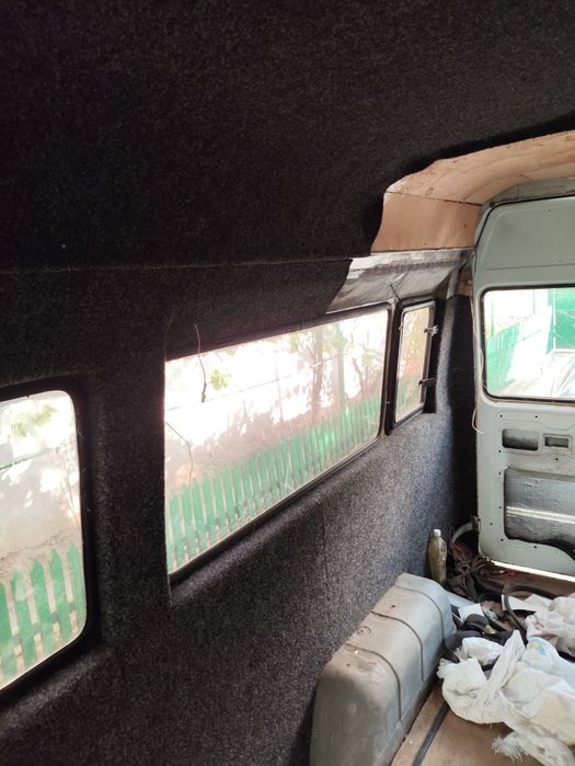 Продам два автобуса  MERCEDES -BENZ 208D и 310