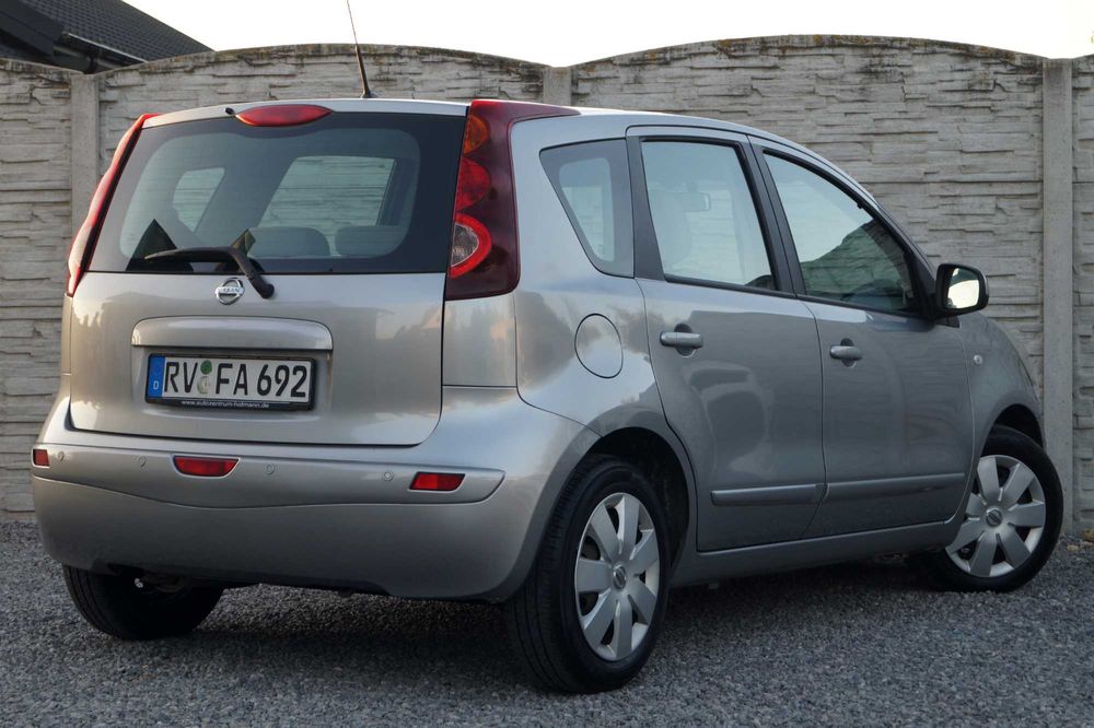 Nissan Note 2010r Lift 1.6 16v 110km Klima Nawigacja PDC 2x felgi