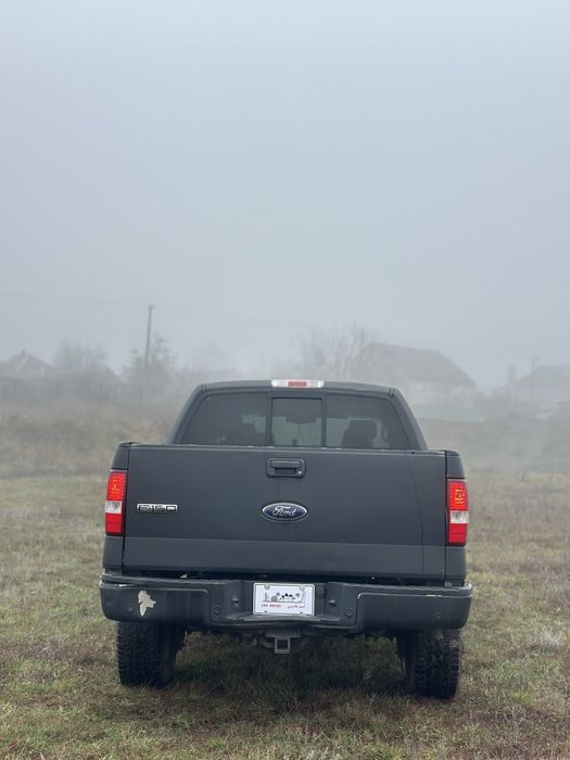 Ford F-150 Lariat повний привід•в доброму стані