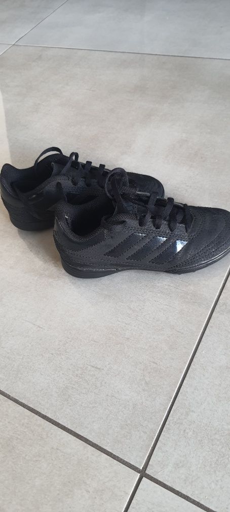 Turfy buty piłkarskie Adidas r. 28