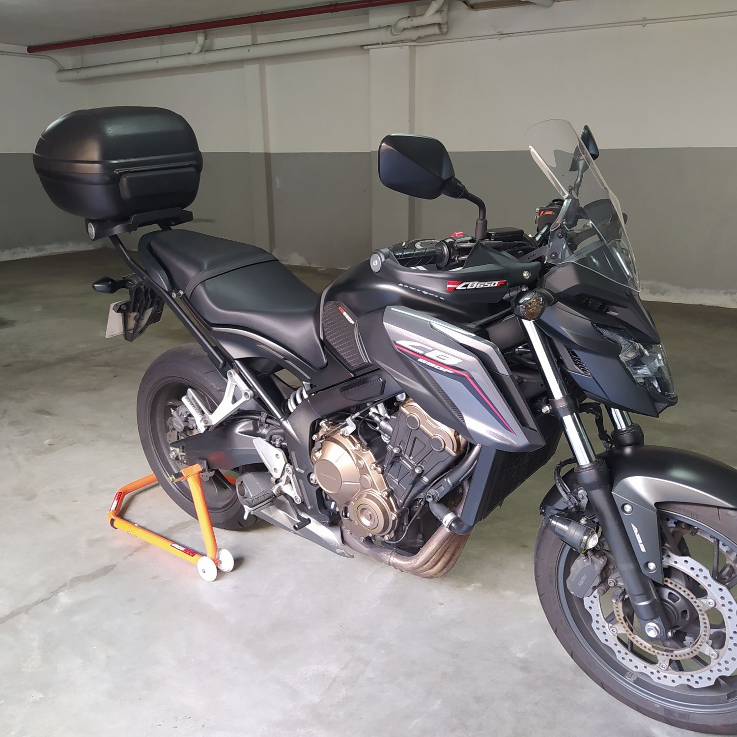 Honda CB650f 2018