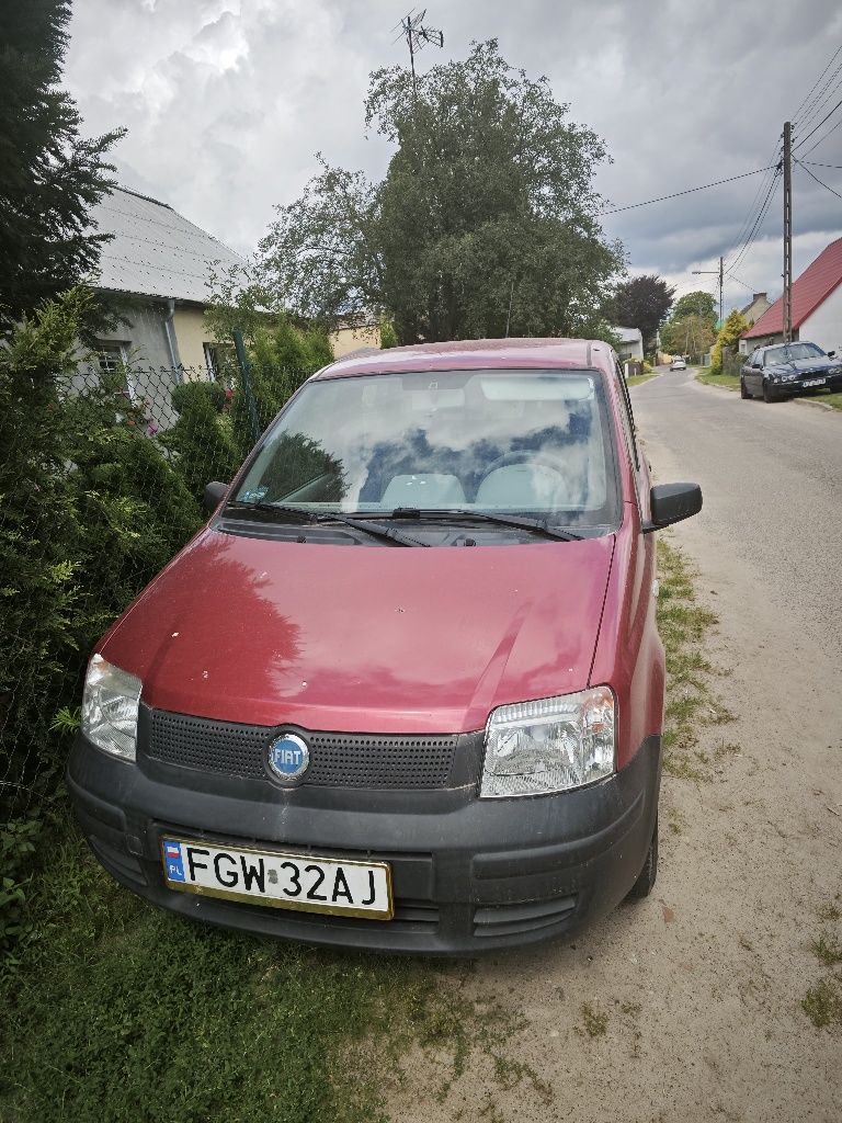 Fiat Panda II z 2004 roku