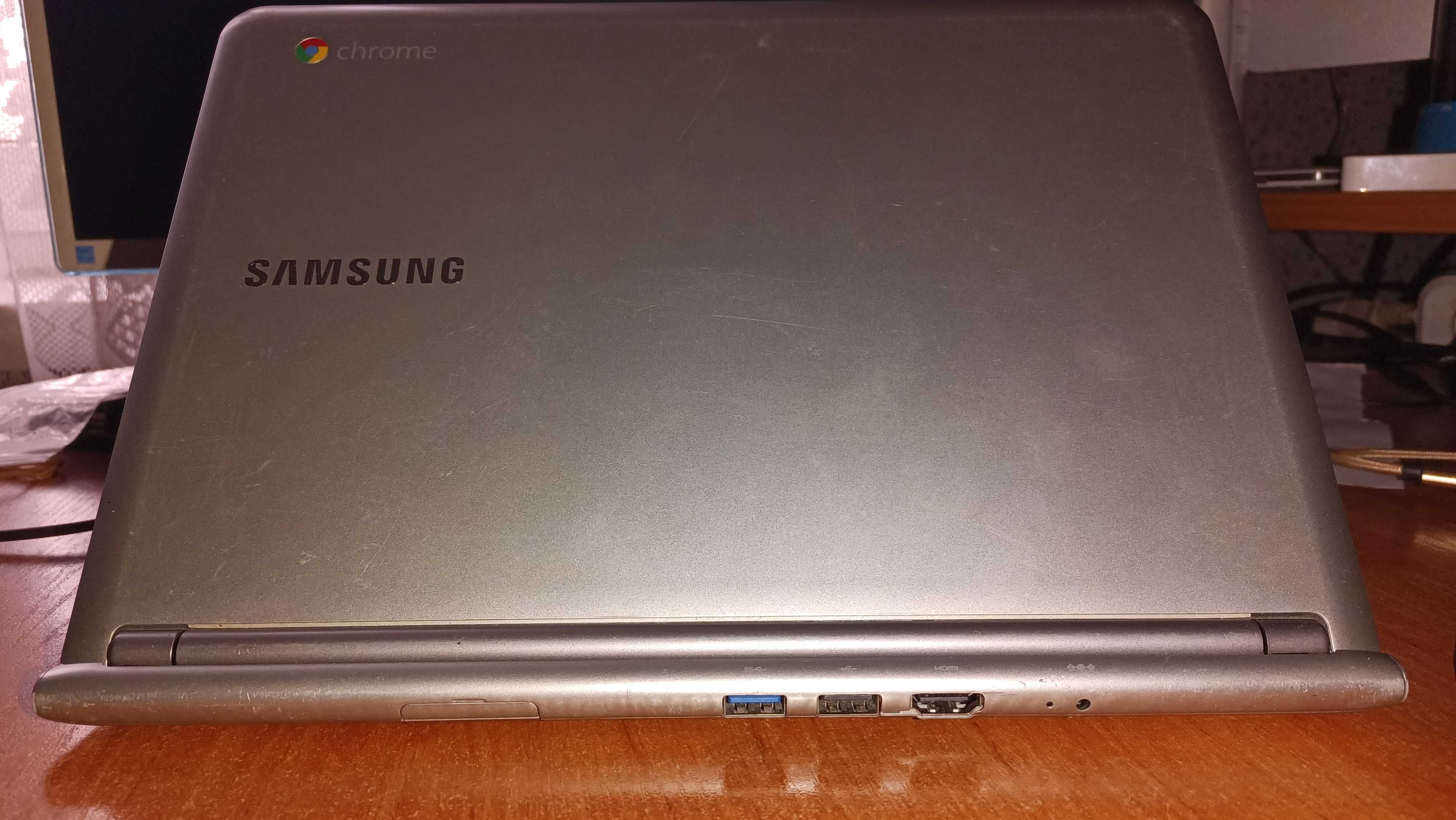 Хромбук нетбук Samsung 11.6" (XE303) Акумулятор 4 год! HDMI / USB3.0