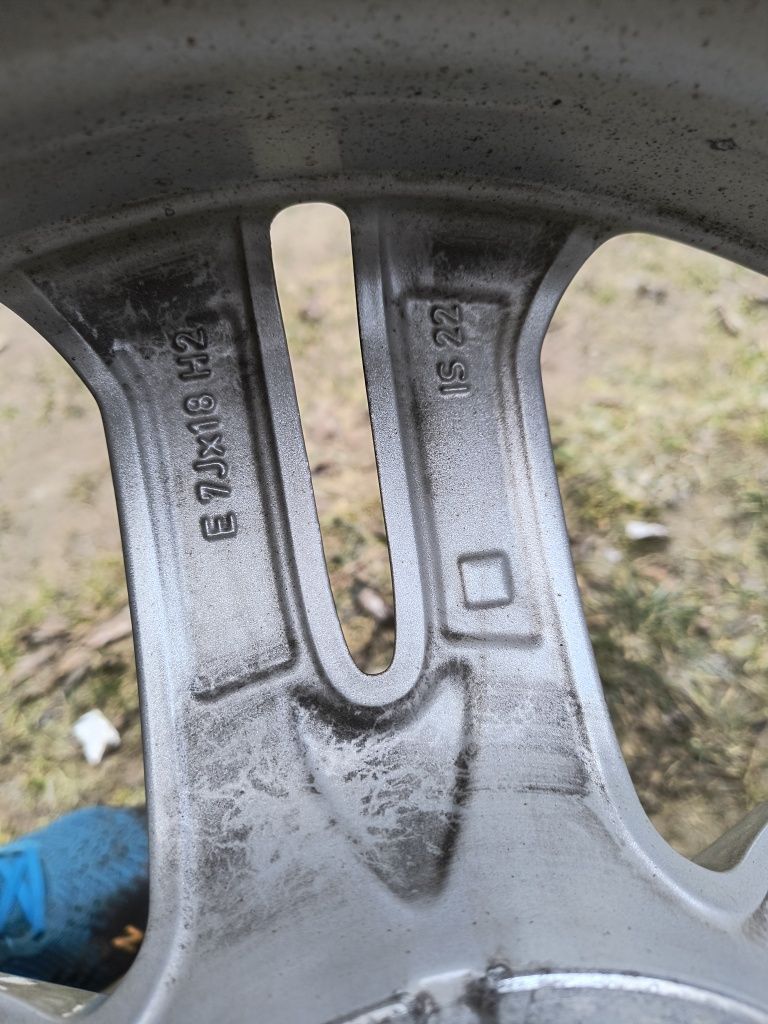 Alufelgi BWM /Opony zimowe Bridgestone 225/60 R18