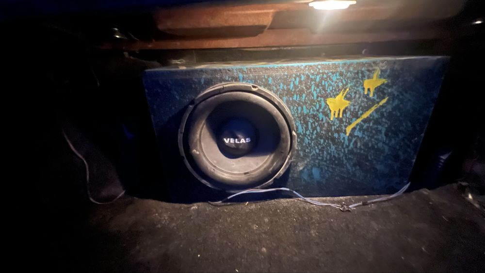 Продам саб буфер 12 дюймів 300в максимально