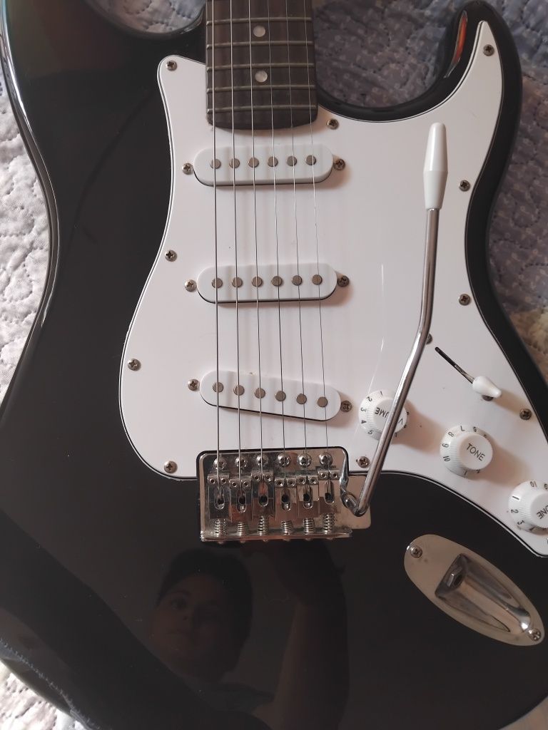 Harley Benton Guitarra Elétrica