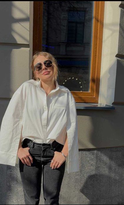 Біла сорочка з рукавами на гудзиках Cici Coco