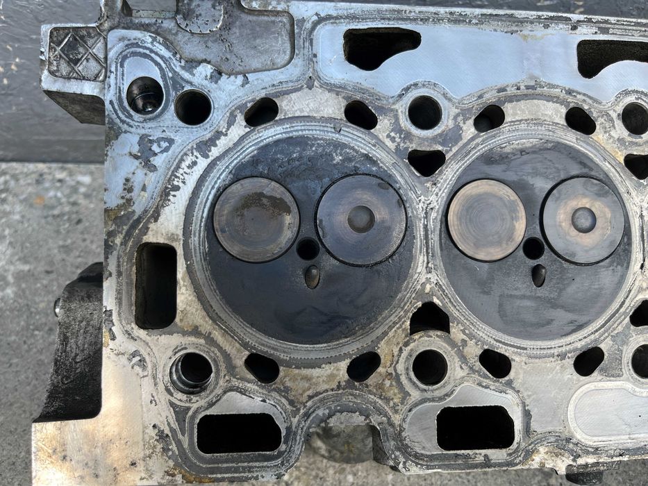 ГБЦ головка блока Peugeot 206 207 307 Ford Fiesta Fusion 1.4 HDI TDCi