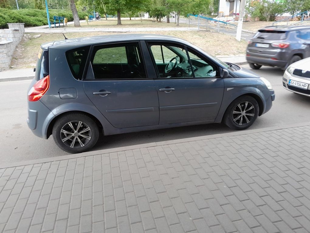 Продам Renault Scenic 2