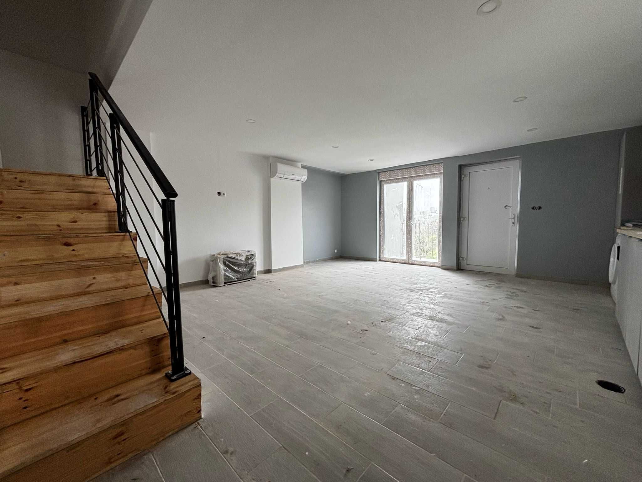 Apartamento T3 Para Arrendamento .