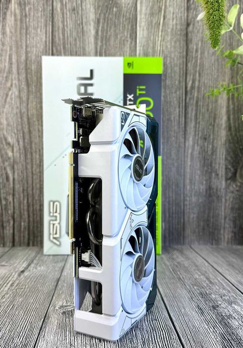 Видеокарта ASUS GeForce RTX 4060 Ti Dual OC White 1 шт. USED!