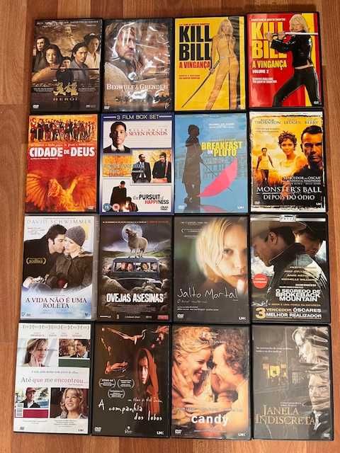 Conjunto de DVDs + Estantes
