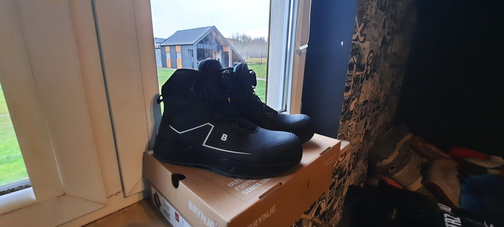 Nowe buty zimowe