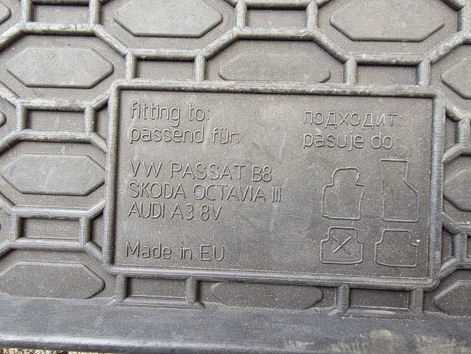Dywaniki gumowe Audi A3 S3 8V