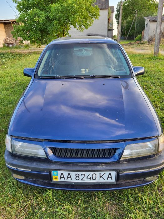 Продам автомобіль Opel Vectra 1.8b газ/бензин.